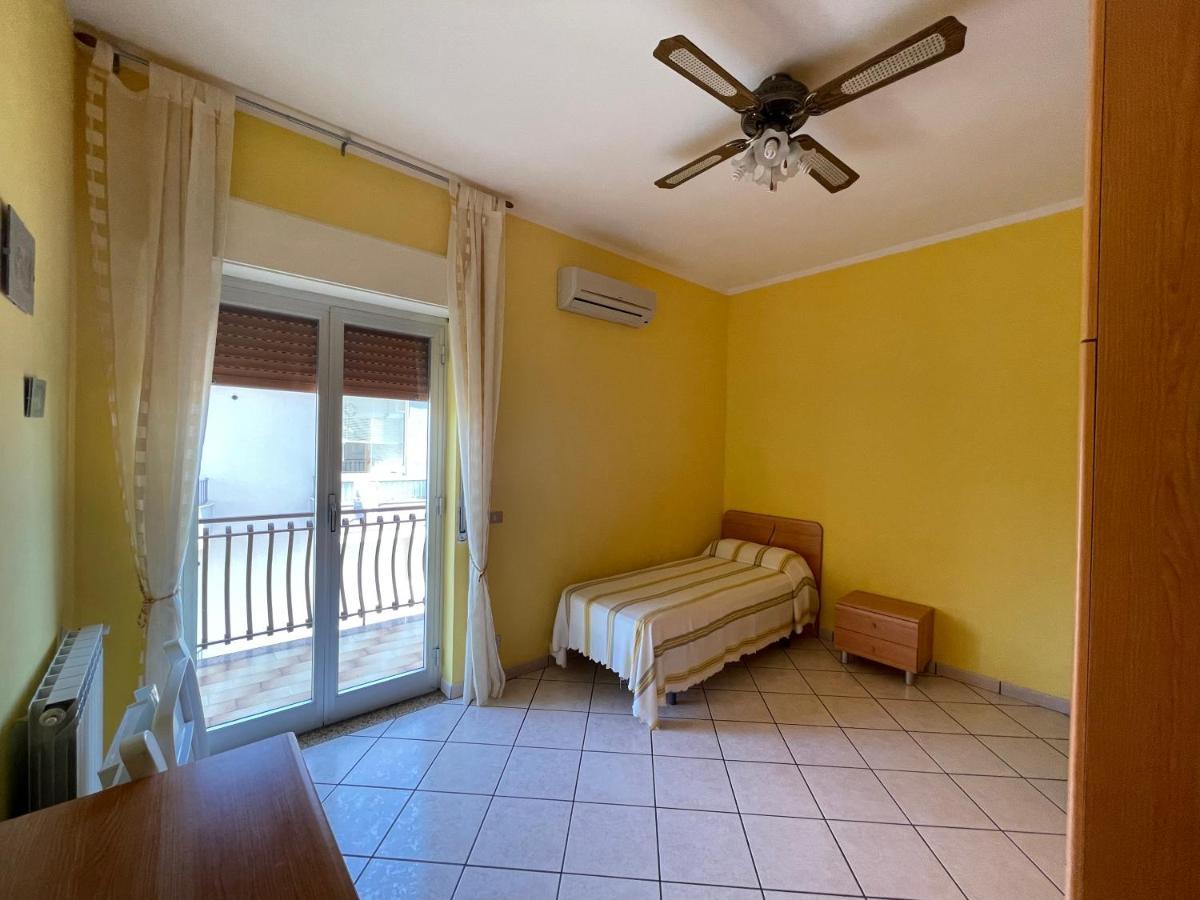 Pipa'S Suntrap Apartment Taormina Exterior photo